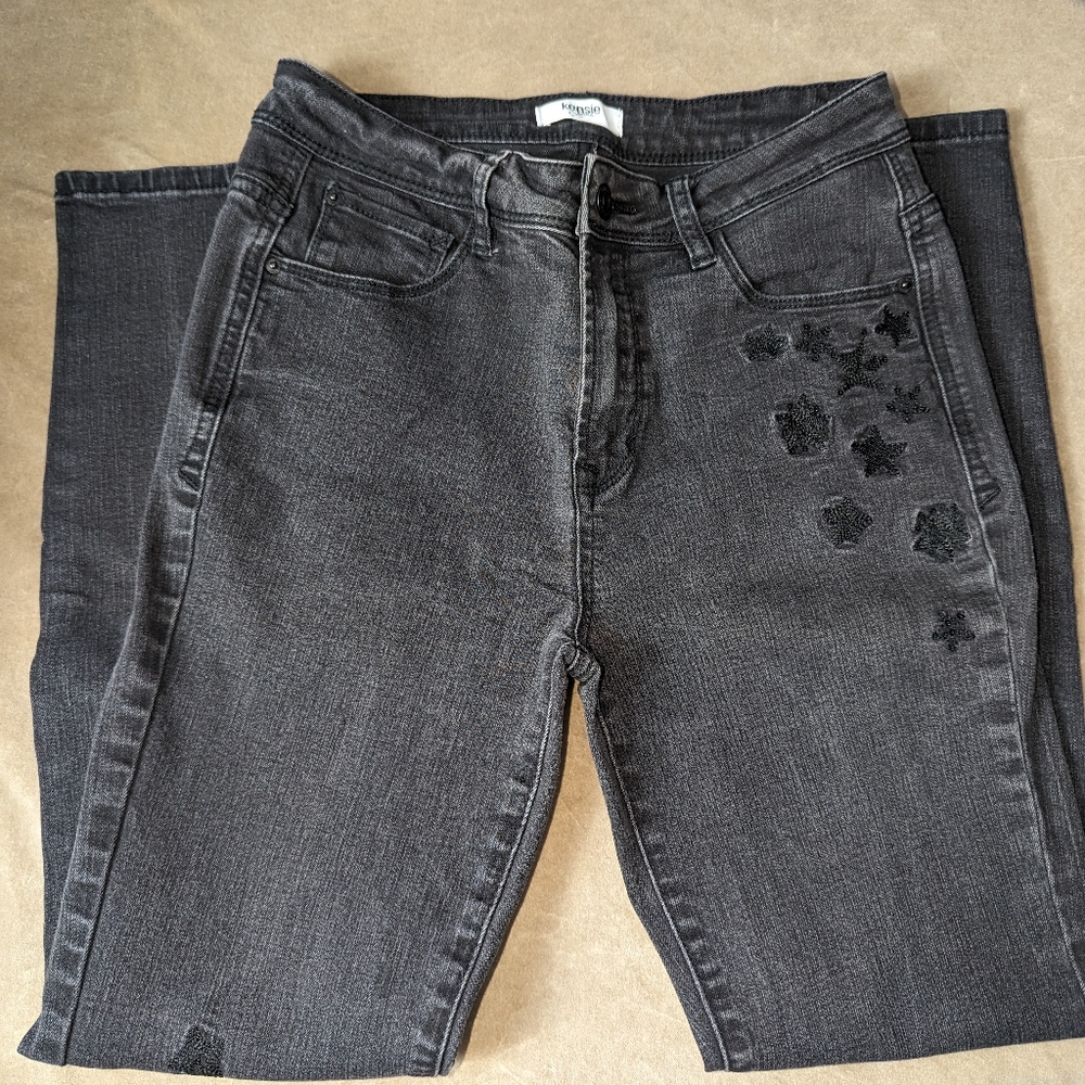Kensie Embroidered Skinny Jeans